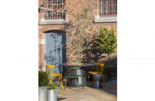 Bliss spijlenstoel kunststof army groen